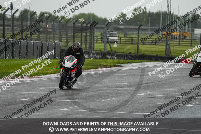 donington no limits trackday;donington park photographs;donington trackday photographs;estoril;event digital images;motorbikes;no limits;no limits trackdays;peter wileman photography;portugal;trackday;trackday digital images;trackday photos